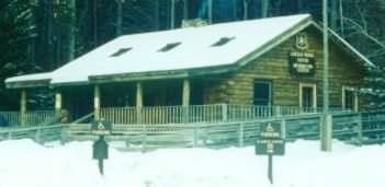 The Lincoln Woods Info Center - 31K